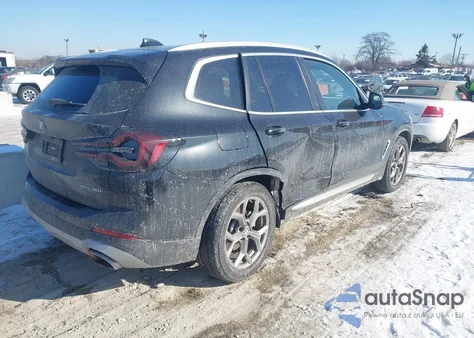 2022 BMW X3 xDrive30I z USA, uszkodzony, nr VIN 5UX53DP07N9N10549